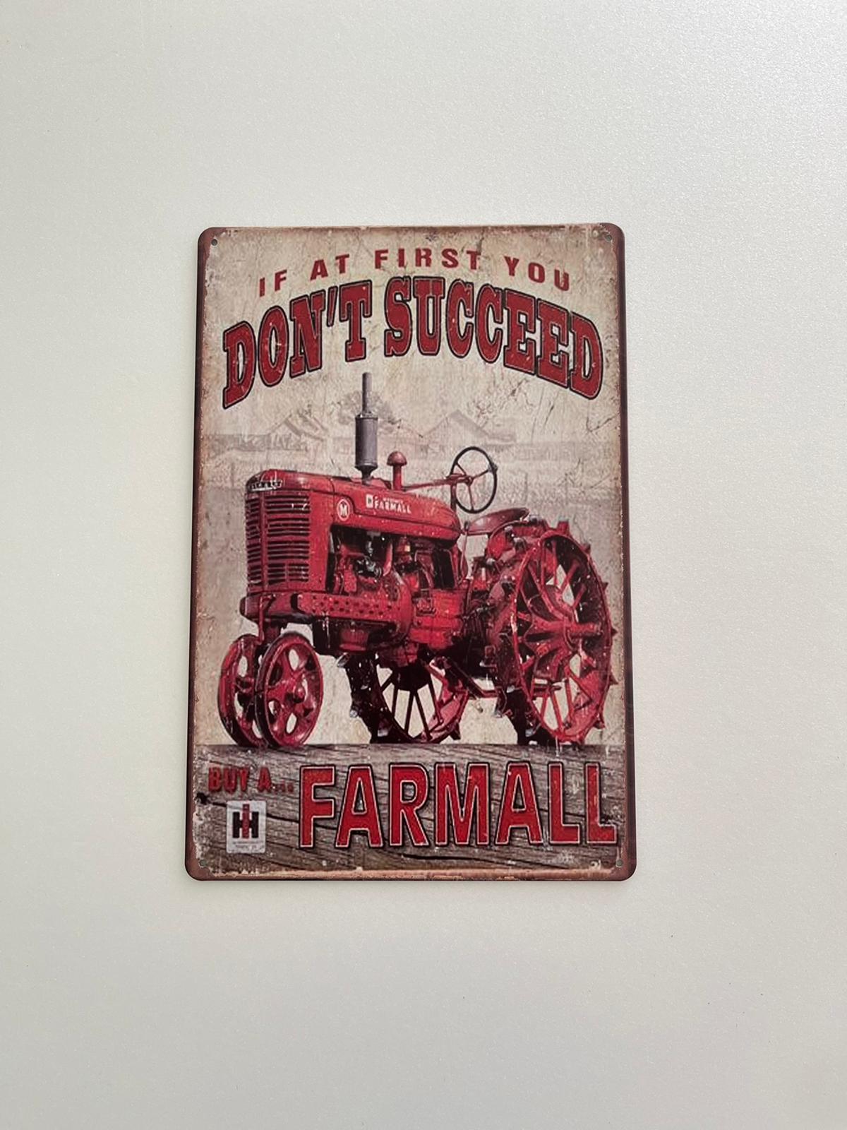 PLAQUE MÉTAL FARMALL 30X20 CM - PLAQUE DECORATIVE