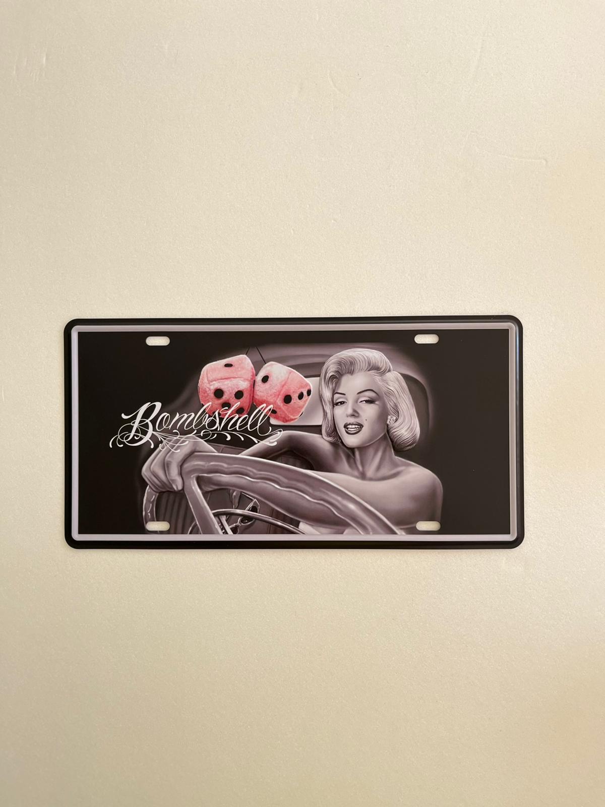 PLAQUE MÉTAL BOMBSHELL 15x30 CM - PLAQUE DECORATIVE